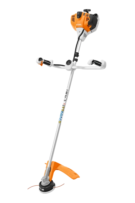 FS 261 C-E, driehoeksmes 300-3