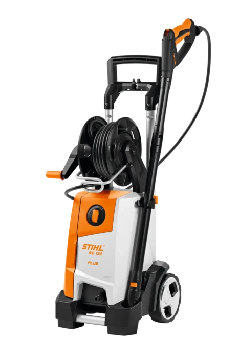 RE 130 PLUS, en RA 110